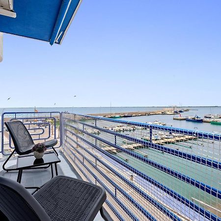 Vora Port Apartment L'Ampolla Bagian luar foto