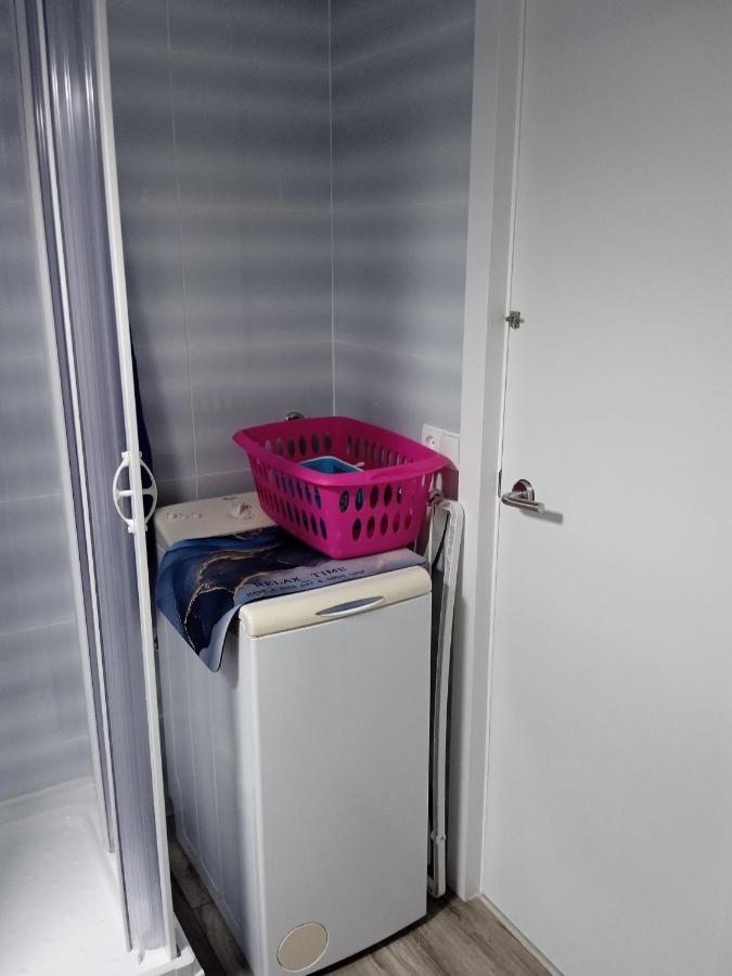 Vora Port Apartment L'Ampolla Bagian luar foto