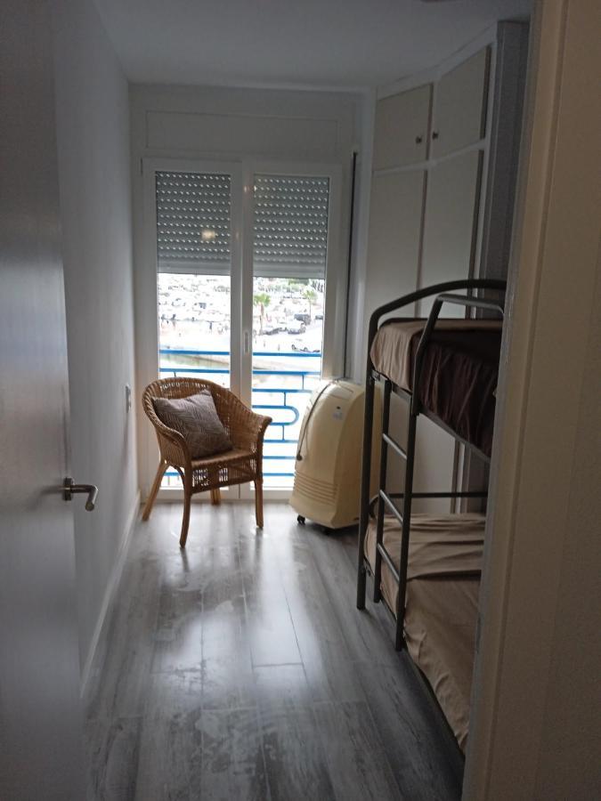 Vora Port Apartment L'Ampolla Bagian luar foto