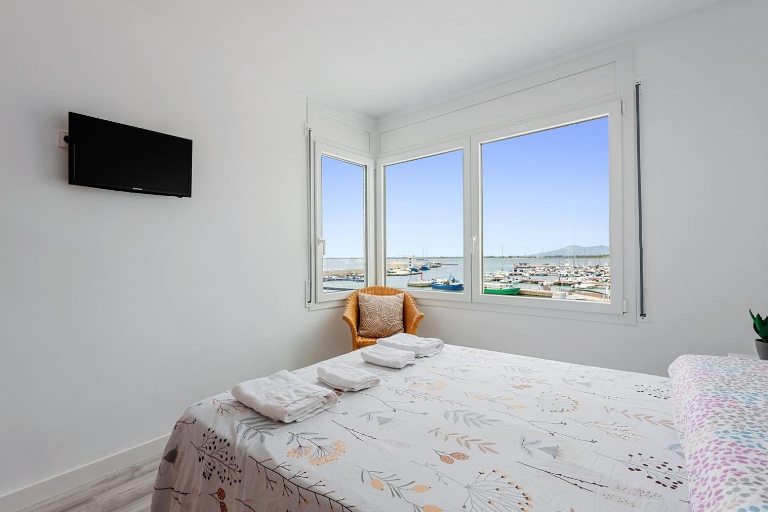 Vora Port Apartment L'Ampolla Bagian luar foto